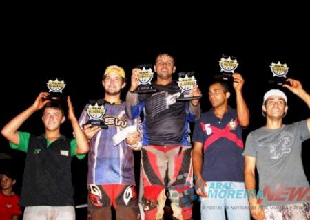 Piloto de Aral Moreira faz bonito e garante dois troféus em Dourados