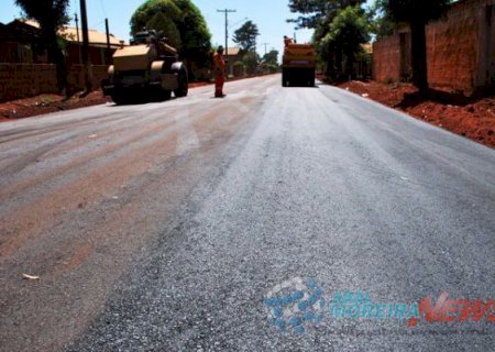 Prefeitura de Aral Moreira conclui asfalto no distrito de Vila Marques