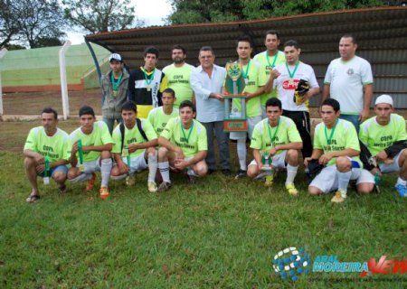 Sindicato Coamo vence os Dilas por 2x1 e fatura o titulo da Copa Aral Moreira de Futebol Suiço