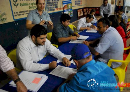 Ato marcou assinatura de contratos para 9 casas rural em Aral Moreira