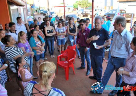 Caminhada e reunião política marcam campanha de Geraldo Resende em Aral Moreira