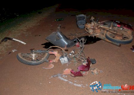 Sem luz, motociclista colide com veiculo e fica ferido em Aral Moreira