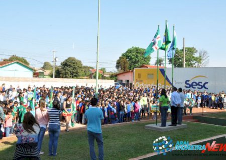 Aral Moreira abriu nesta segunda as atividades em comemoração a 'Semana da Pátria'