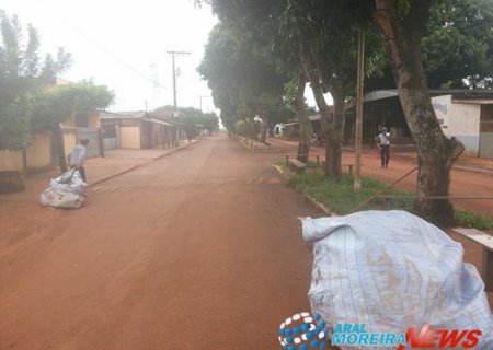 Distrito de Vila Marques recebe atenção na limpeza urbana