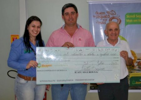 Associados do Sicredi em Ponta Porã e Aral Moreira recebem prêmios