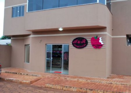 A&R Cosméticos completa 1 ano nesta quinta em Aral Moreira