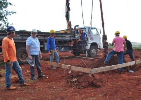 Prefeitura inicia construção de Centro de Eventos em Aral Moreira