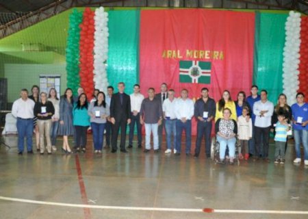 Ato cívico marcou os 40 anos de Aral Moreira