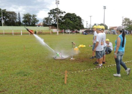 Aral Moreira realiza Olimpíada de Lançamento de Foguetes Caseiros hoje