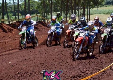 Piloto de Aral Moreira participa de competição de velocross no Paraná