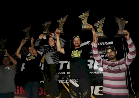 Piloto de Aral Moreira destaca nome do município em competição de velocross