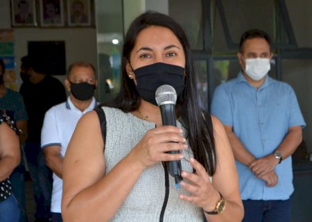 Vereadora Professora Verinha destaca emenda da ministra Tereza Cristina para aquisição de caminhão
