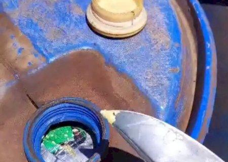 Traficante é preso com quase meia tonelada de cocaína em tambores de óleo