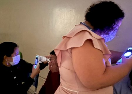 Campanha de teleoftalmologia com retinografia portátil é realizada em Campo Grande e Ponta Porã