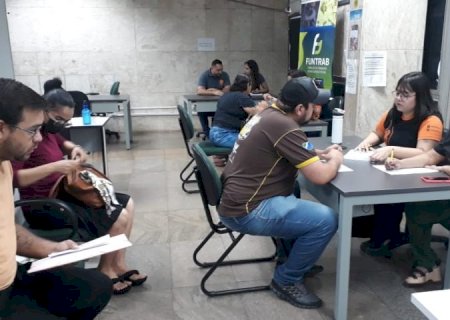 Empresas de construção civil e de logística oferecem 93 oportunidades em Ribas e distrito de Dourados